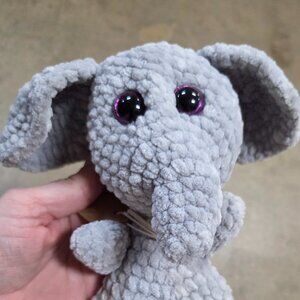 Crochet elephant